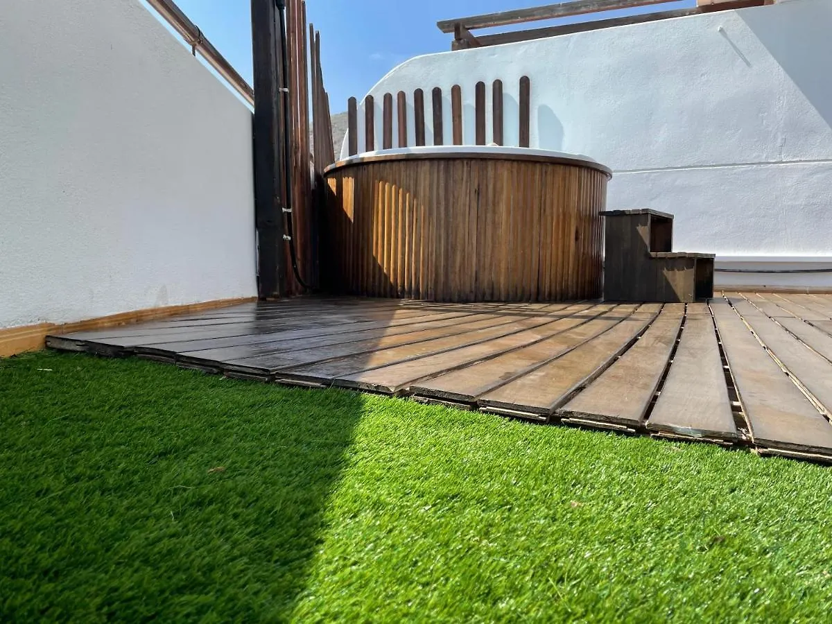 Apartamento Ático con jacuzzi a 100 metros de la playa Carboneras 0*,