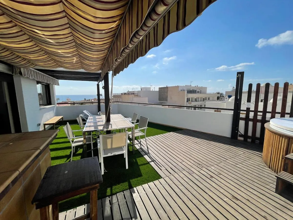 Apartamento Ático con jacuzzi a 100 metros de la playa Carboneras 0*,  España